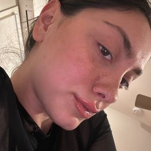 Meet your Posher, Meysa